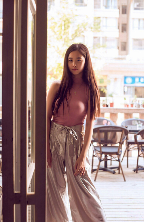 _历史名城巡展：沿着城市古迹进行系列比赛_，城市历史沿革什么意思