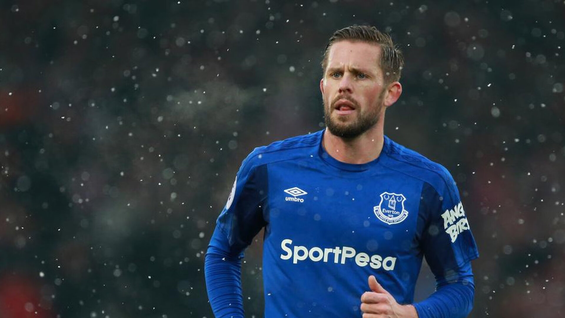 快船全队前往社区学校开展公益教学